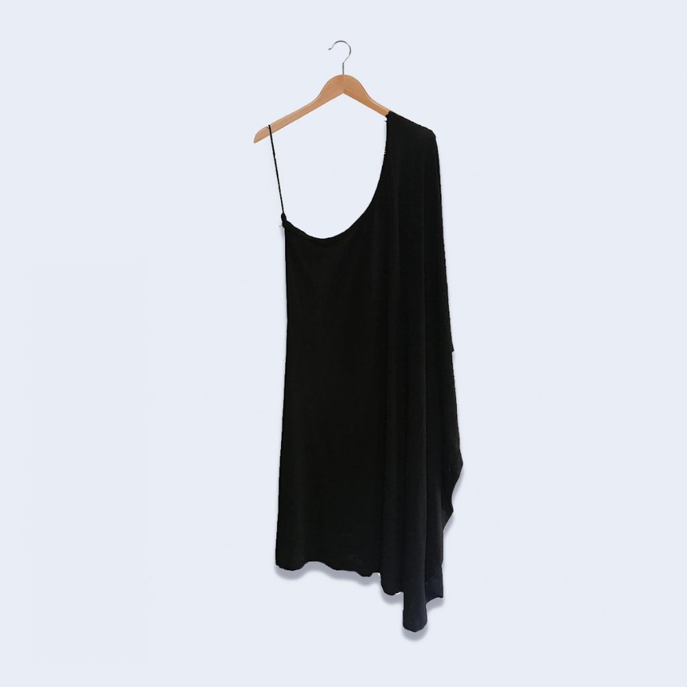 EXPRESS NWT One Shoulder Dress